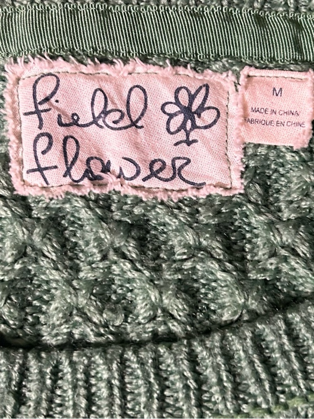 Field Flower GreenTextured Knit
Sweater Medium Boho
Antropologie Style - Picture 2 of 9